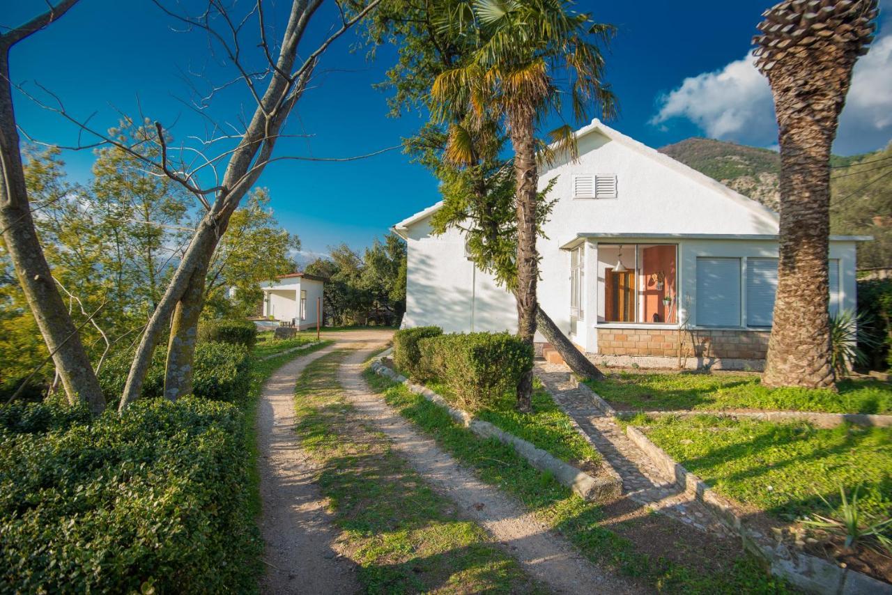 Holiday Home Nives 蒂瓦特 外观 照片
